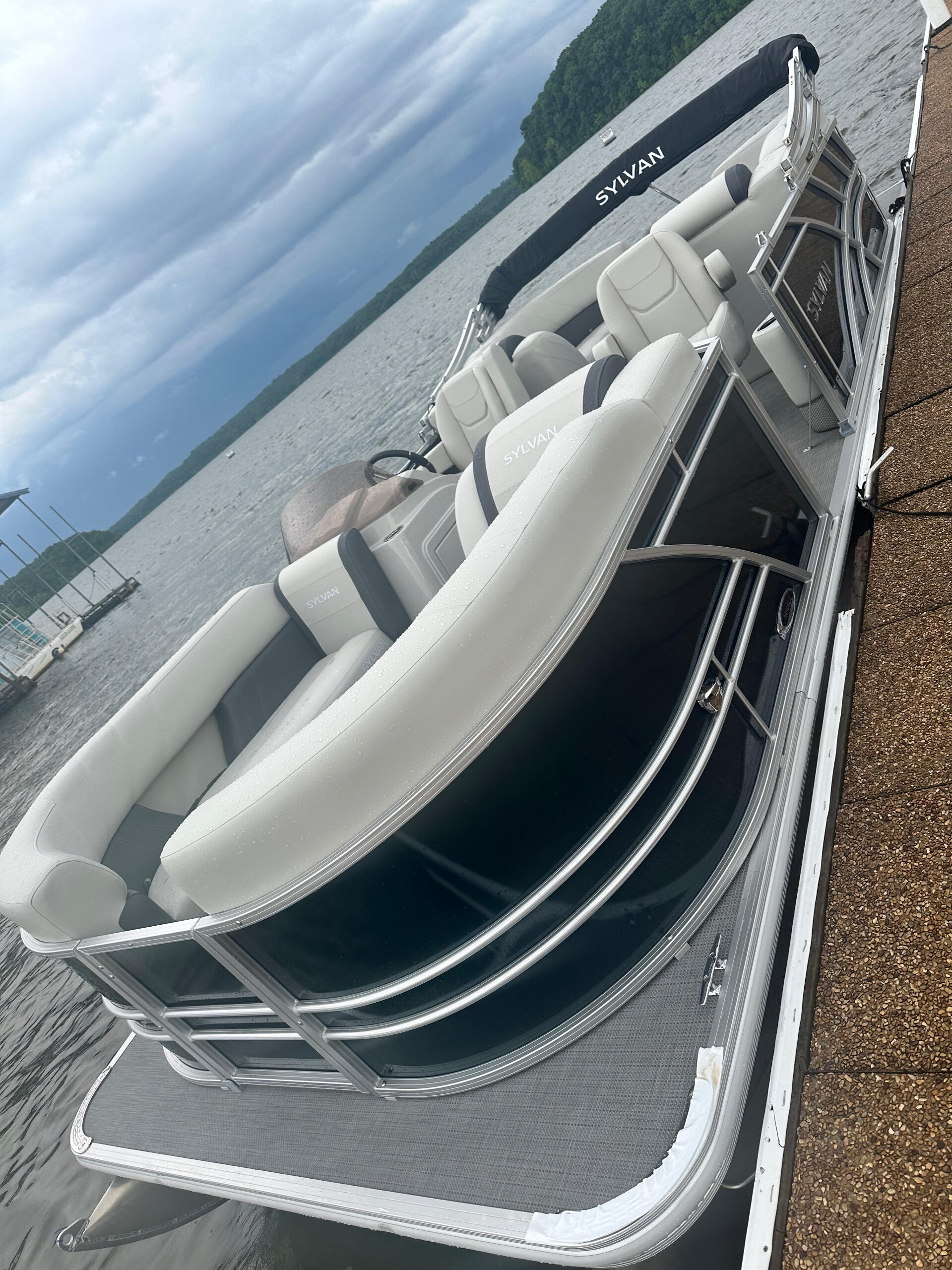 Pontoon Rental